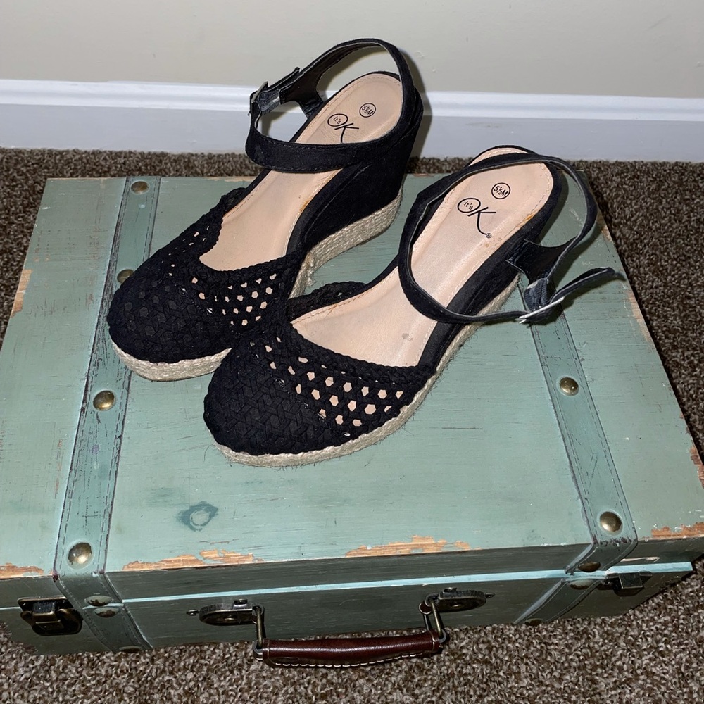 it’s OK black wedges in great condition. - Picture 2 of 2
